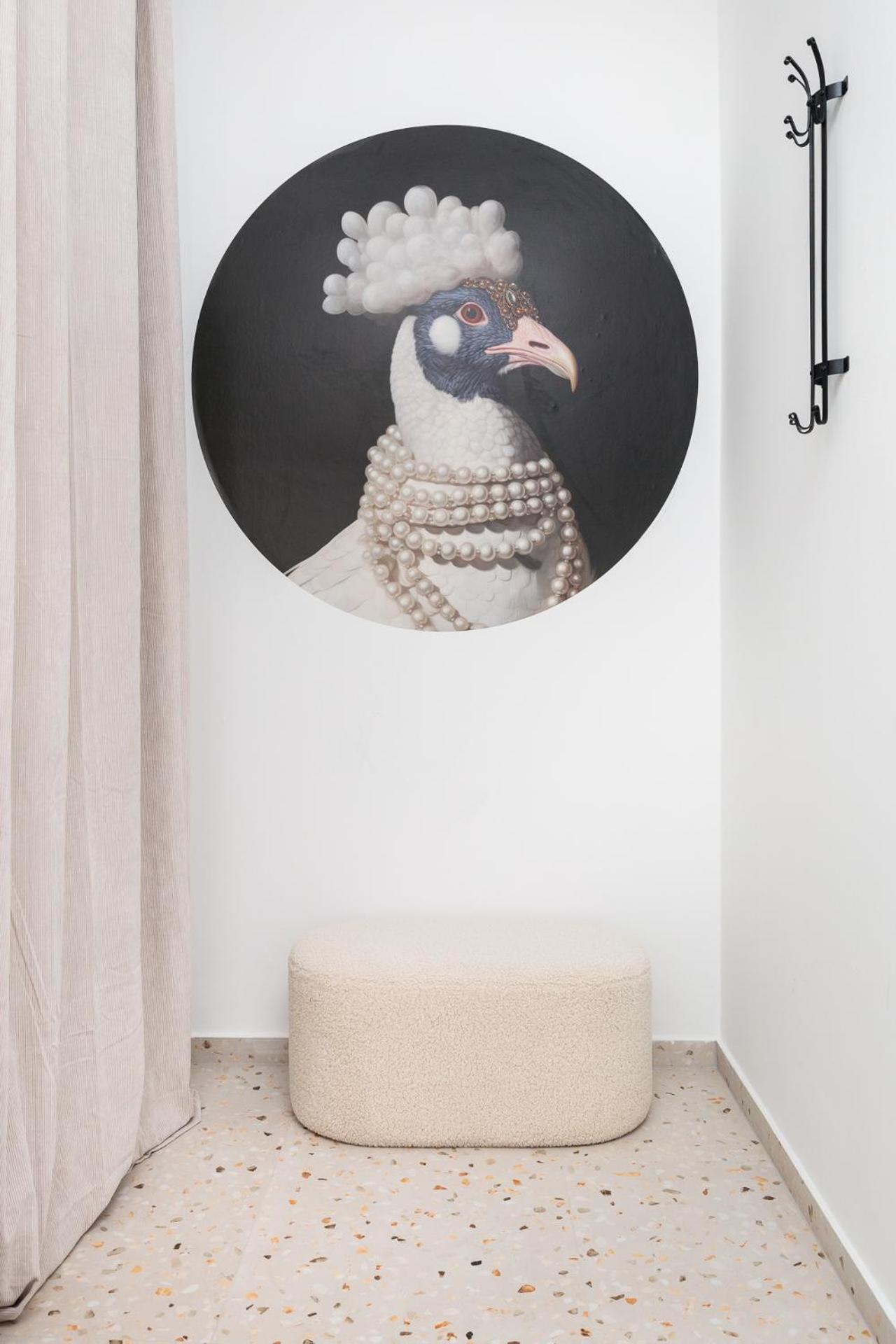 Retro Glamour With A Modern Edge - By Upstairs Apartament Kraków