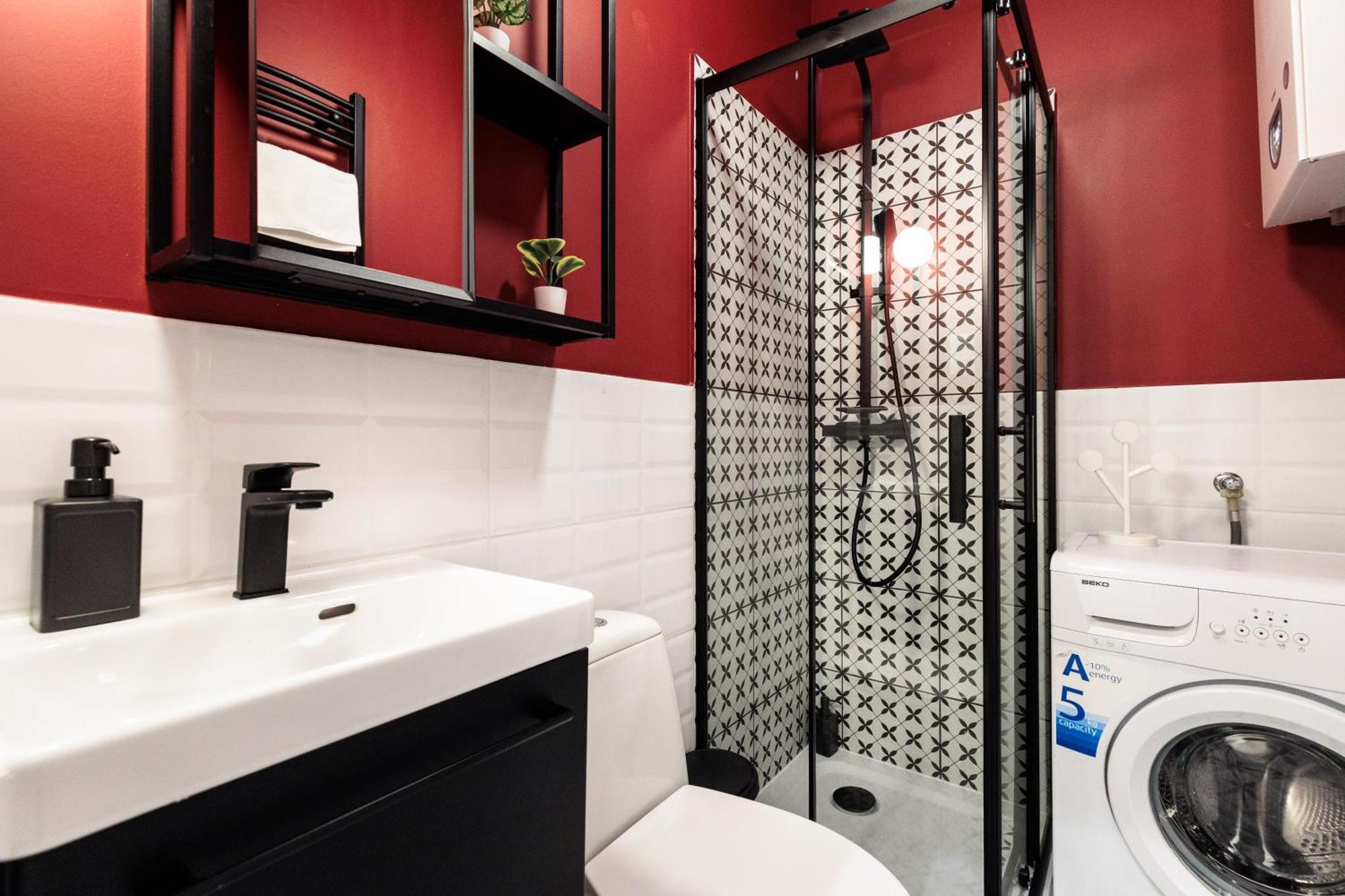 Apartament Retro Glamour With A Modern Edge - By Upstairs